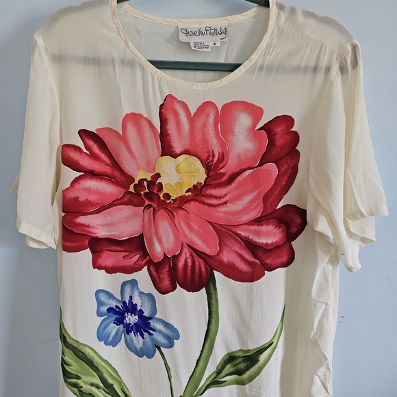 Diane Von Furstenberg White Pink Graphic Short Sleeve Tee - Picture 1 of 3